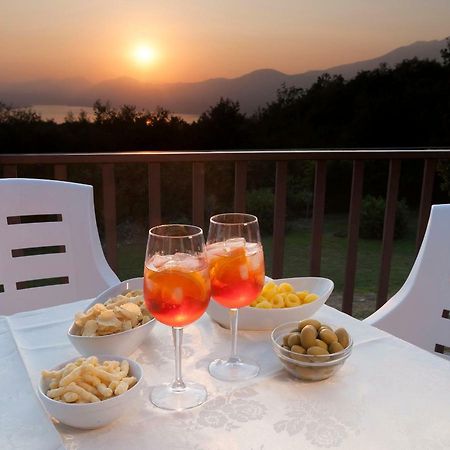 Willa Casa Fellini San Zeno di Montagna Zewnętrze zdjęcie